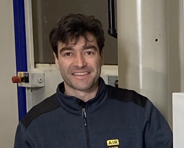 Raphael Mayer (BSc.) – Geschäftsführer AIRnorm GmbH, Spezialist für industrielle Lüftungstechnik, Hallenkühlung und Retrofit in Süddeutschland